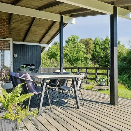 Wooden House By Sletterhage Lighthouse On Helgenaes Dom wakacyjny *