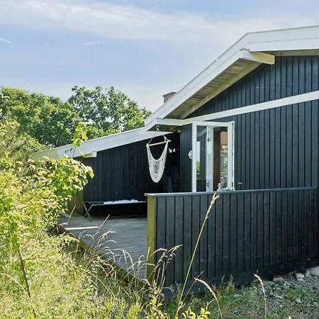 Wooden House By Sletterhage Lighthouse On Helgenaes Feriehus Ørby